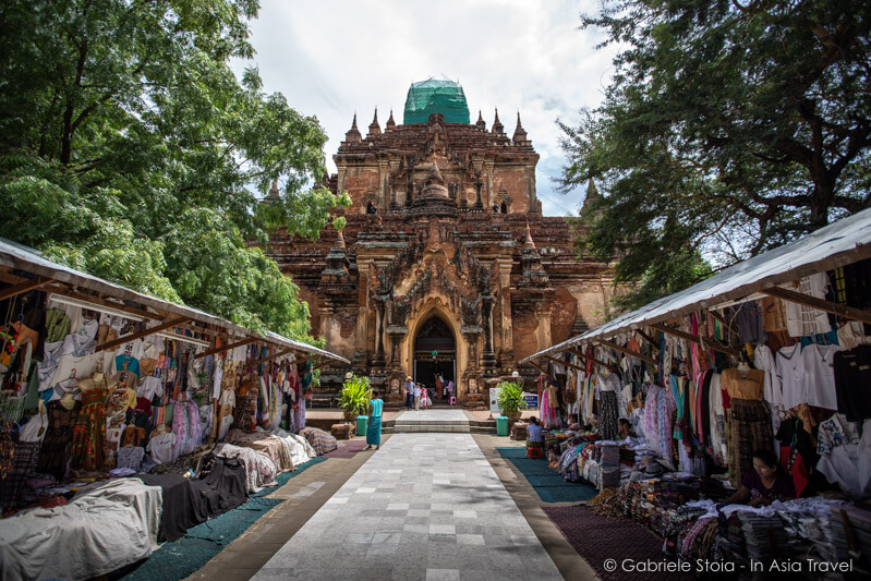 Il Tempio Htilominlo (Bagan)