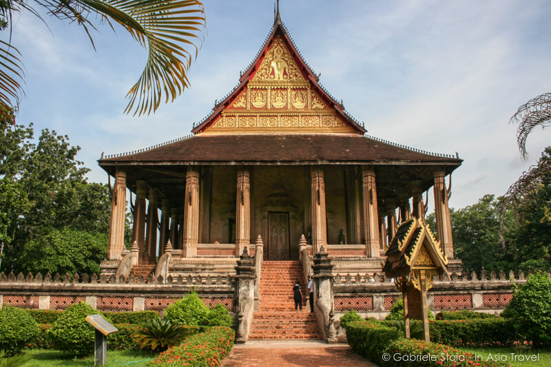 Il Wat Ho Prakeo di Vientiane (Laos), dove un tempo era posizionato il Buddha di Smeraldo oggi conserbato a Bangkok